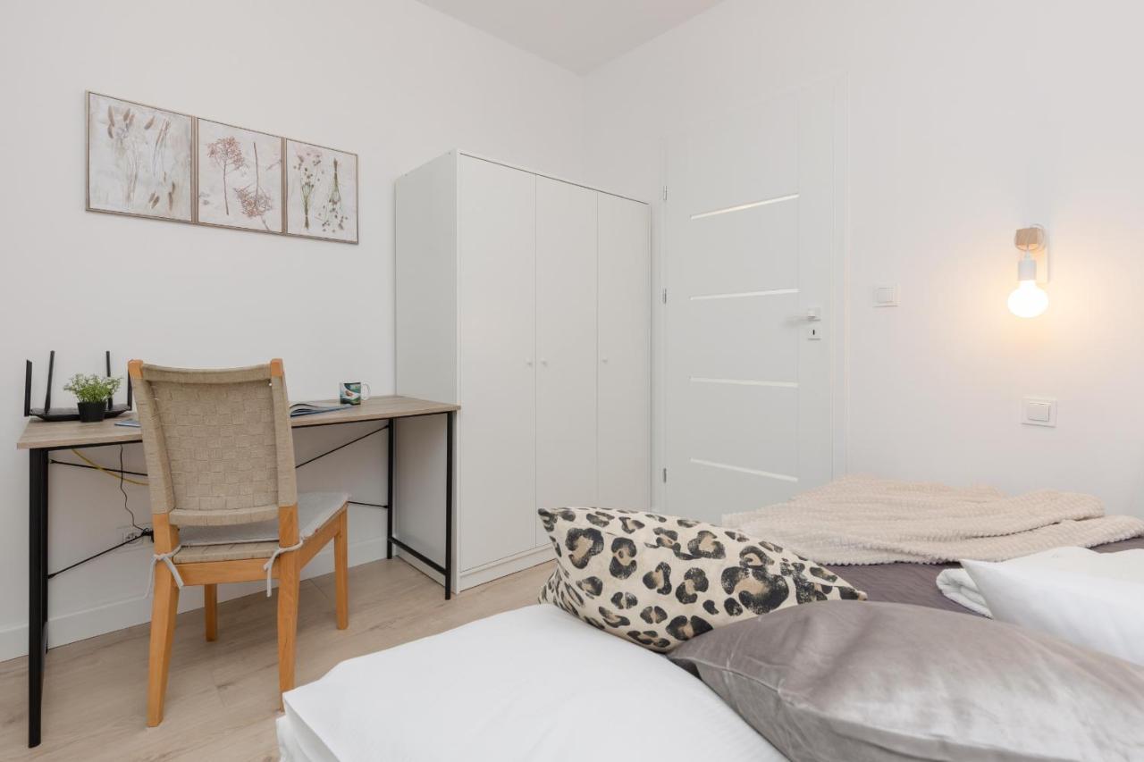 Warsaw Piaseczno Peaceful Apartment Cichej Laki By Noclegi Renters Exterior foto